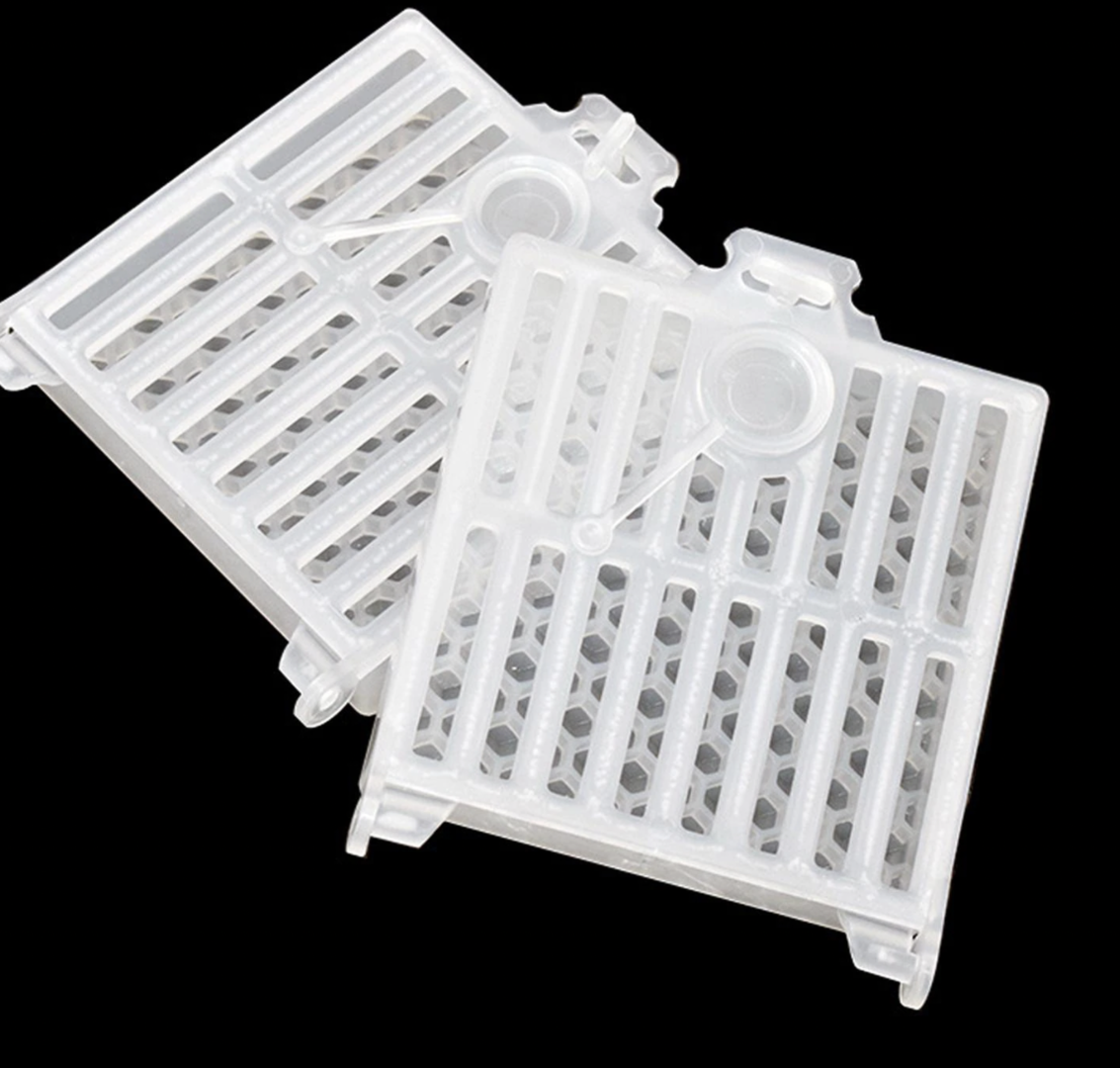 Koninginnenbroedstopkooi functioneert zoals Scalvini Varroa Block 2 e maten