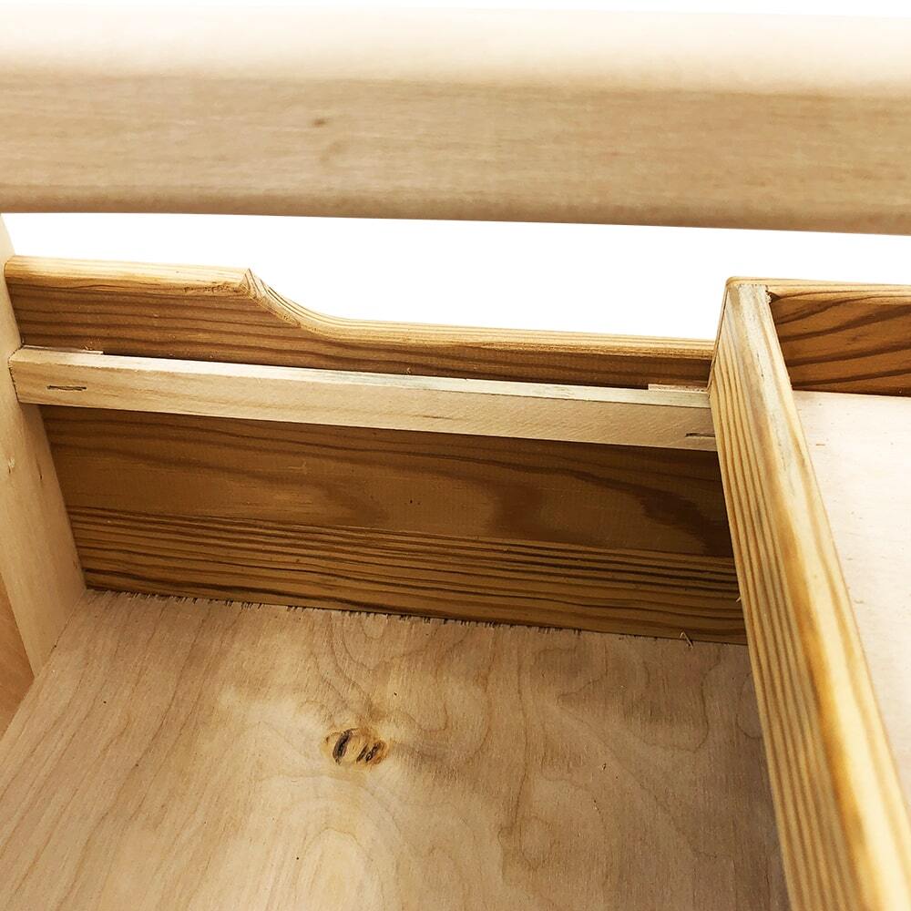 Cassetta da lavoro per apicoltore con organizer integrato: compatta, robusta e perfettamente organizzata