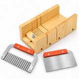 Einstellbarer Holz-Seifenschneider mit 2 Messern – glatt & Welle