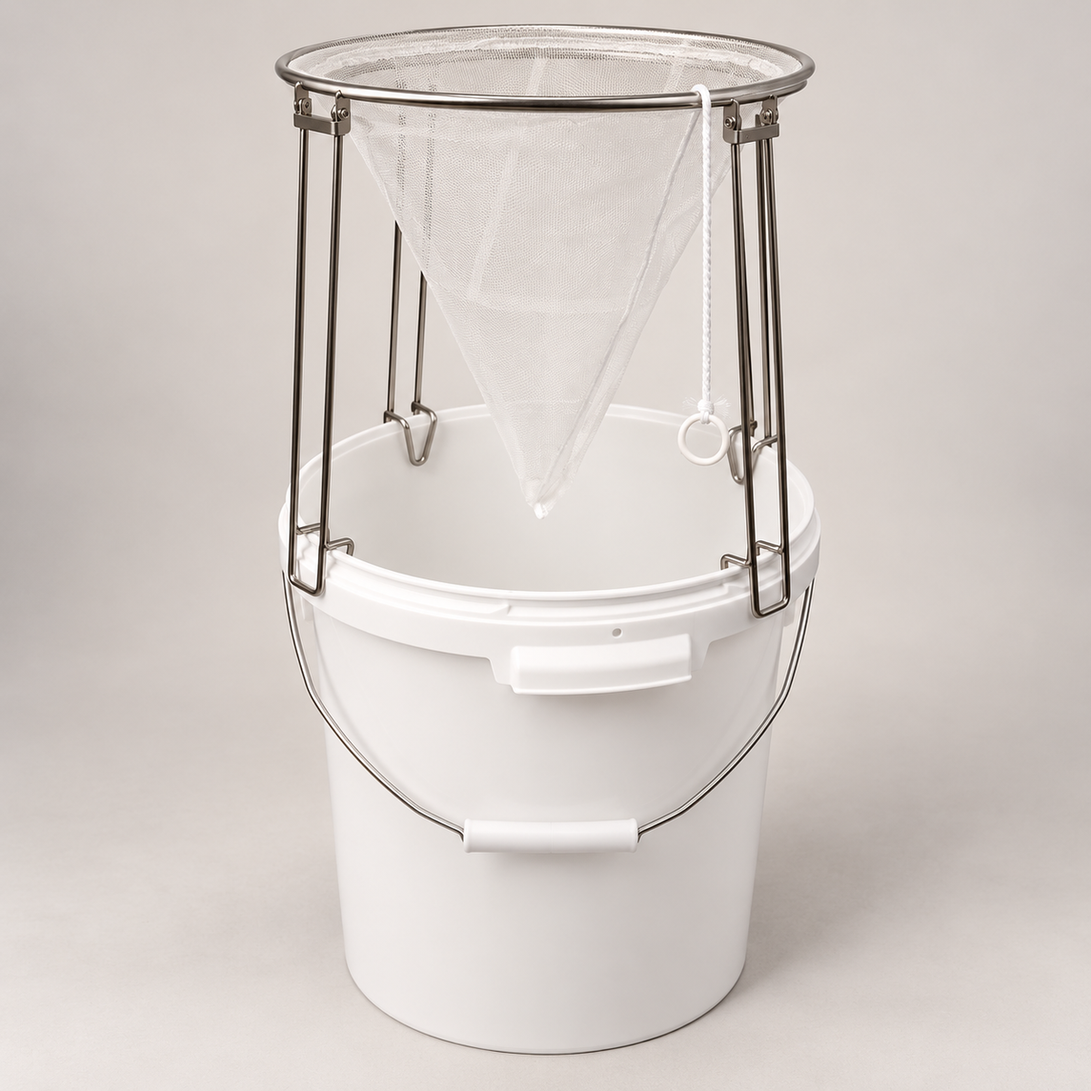 Supporto pieghevole per filtro conico in acciaio inox – robusto supporto per filtro per secchi per miele e maturatori/riempitrici, treppiede per filtro conico 