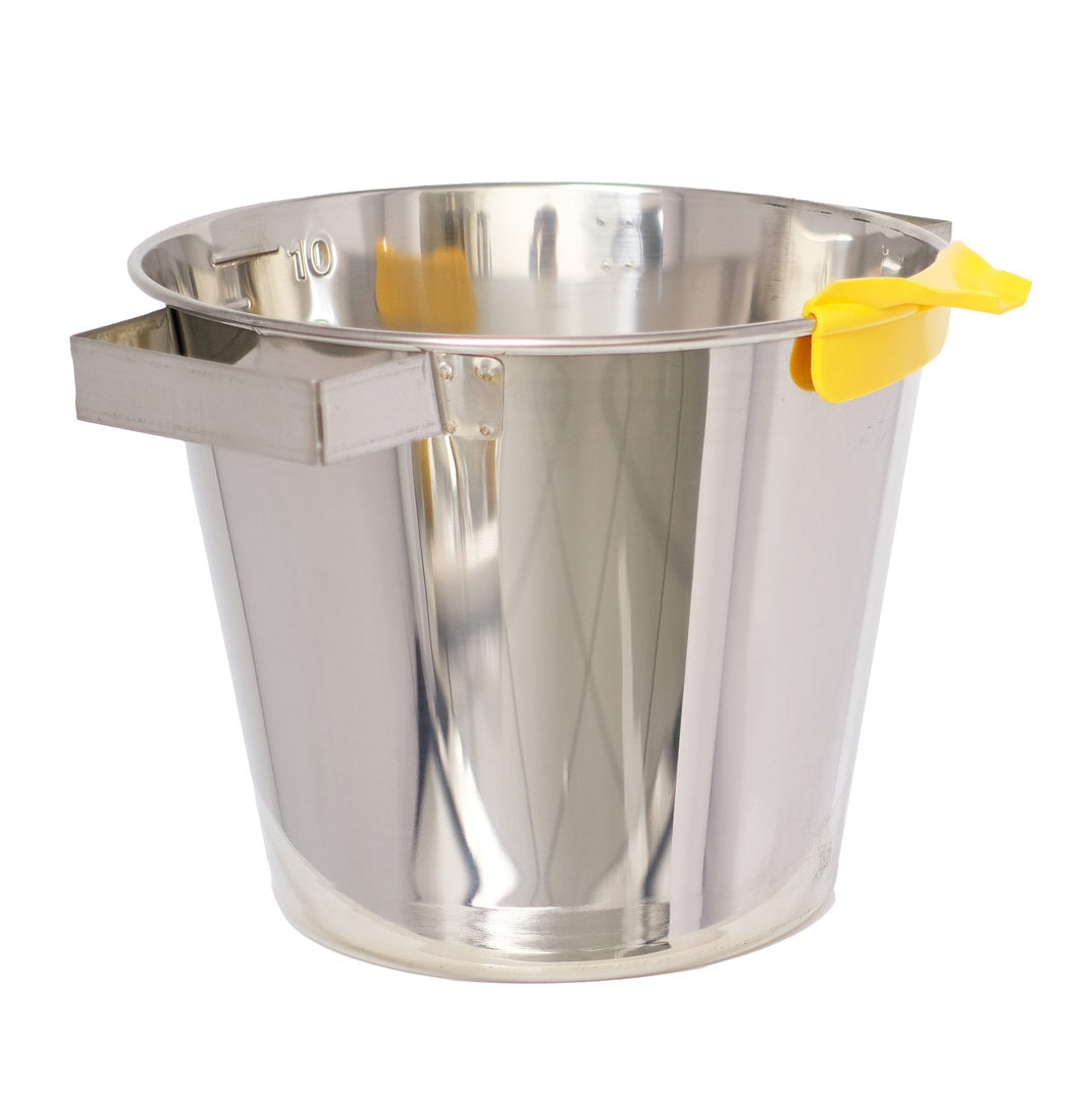 Ausilio per versare in silicone per contenitori e secchielli per cera e miele